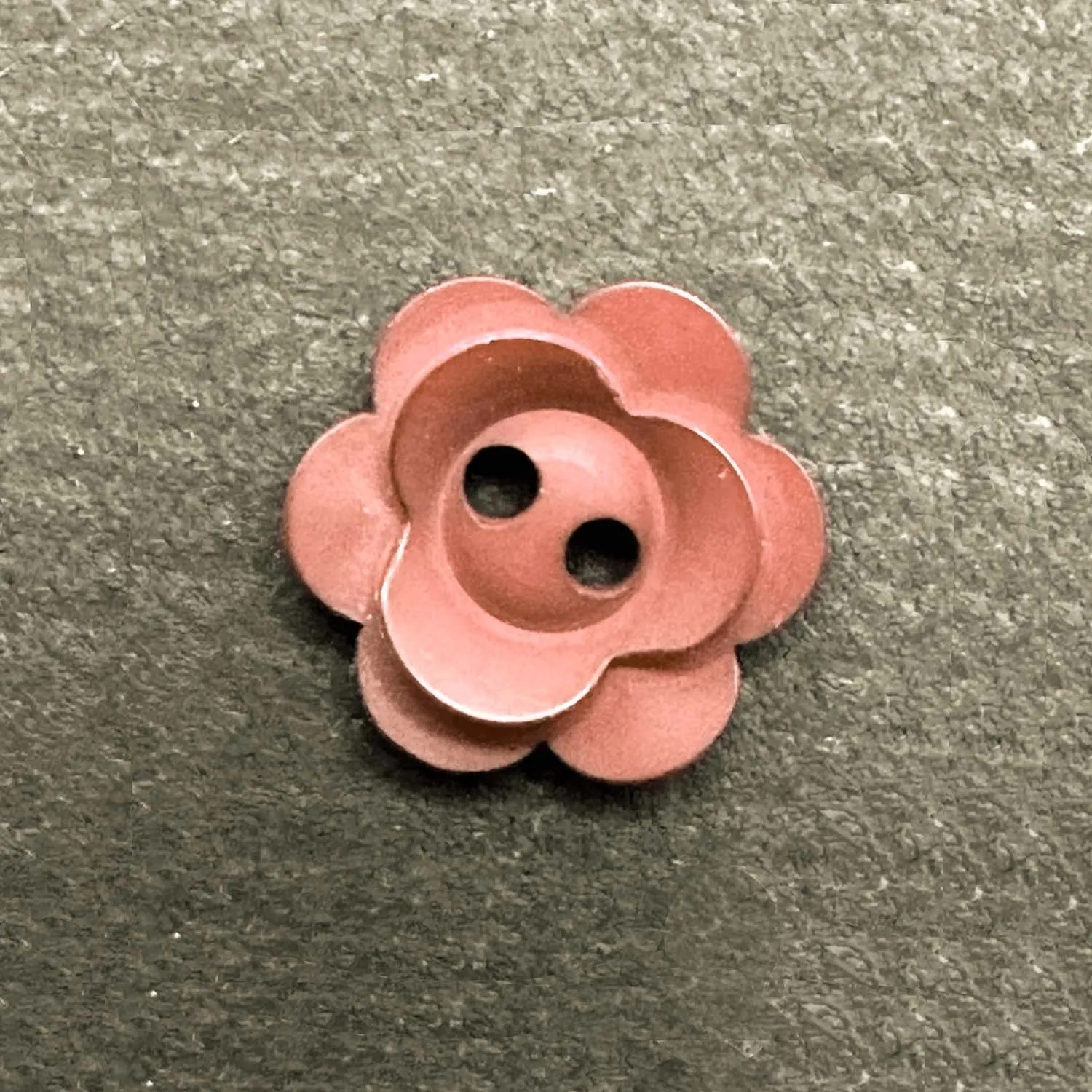 2 Hole Matt Flower Button 15mm