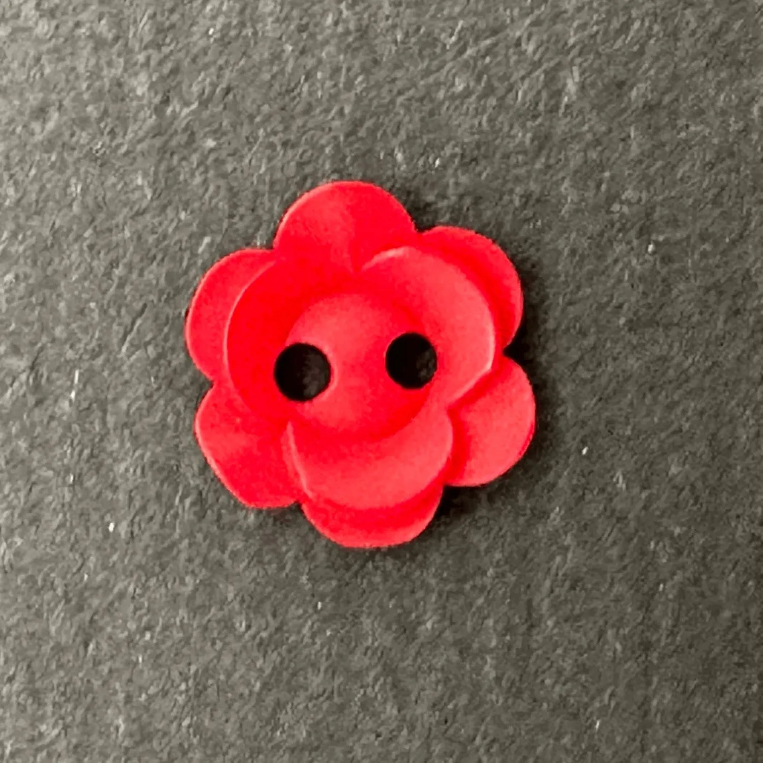 2 Hole Matt Flower Button 15mm